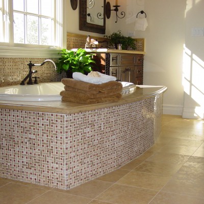 Mosaic bathtub
